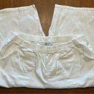Croft & Barrow Cream Elastic Waist Capris- Size 2X